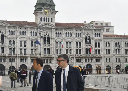 L'arrivo in Prefettura del governatore Fedriga e dell'assessore alla Sicurezza Pierpaolo Roberti.