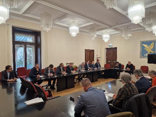 L'incontro a Trieste tra l'assessore Scoccimarro, i gestori del servizio idrico intergato e Ausir