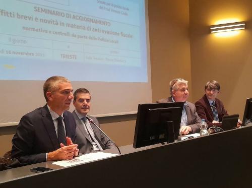 L'intervento dell'assessore alle Autonomie locali e Sicurezza Pierpaolo Roberti. 