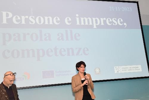 L'assessore Rosolen all'evento "Persone e imprese, parola alle competenze" a Trieste