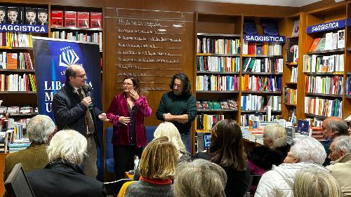 Il vicegovernatore del Friuli Venezia Giulia con delega alla Cultura e sport Mario Anzil alla presentazione del libro "L’ombra del Tiepolo" di Alberto Frappa Rauceroy