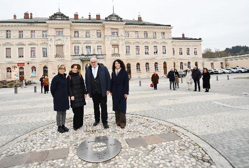 L'assessore regionale alle Finanze Barbara Zillu durante l'incontro sulla Transalpina a Gorizia con la rapporteuse della Commissione europe Joanna Olechnowicz e il sindaco Rodolfo Ziberna