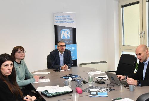 Un momento dell'incontro nella sede operativa di Amped Software nell'Area Science Park di Trieste