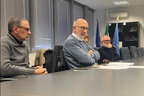 L'assessore regionale alla Salute Riccardo Riccardi durante l'incontro con i sindaci svoltosi a Pordenone nella sede dell'Asfo