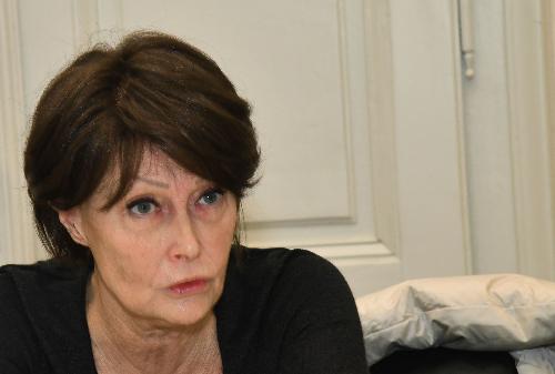 L'assessore regionale all'Istruzione Alessia Rosolen durante i lavori odierni di giunta