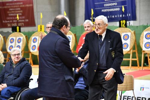 Il vicegovernatore Al presidente Anzil e il presidente della Federazione italiana tiro con l'arco (Fitarco) Mario Scarzella