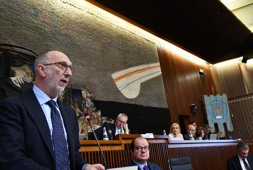 L'assessore con delega alla Protezione civile Riccardo Riccardi in Consiglio regionale