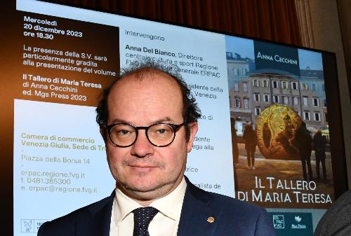 Il vicepresidente Mario Anzil alla presentazione del libro su Maria Teresa