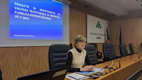 L'assessore Barbara Zilli illustra la graduatoria del bando 