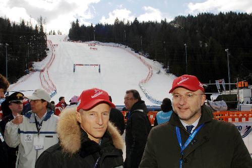 Riccardo Illy (Presidente Regione Friuli Venezia Giulia) con Enrico Bertossi (Assessore regionale alle attività produttive) assistono alla prima giornata di gare della Coppa del Mondo femminile di sci. (Tarvisio 02/03/07)
