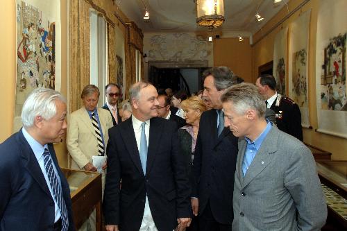 Il Presidente Riccardo Illy all'inaugurazione della mostra "La Cina al Castello di Duino" (Duino, 12/05/06)
