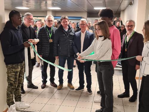 L'assessore regionale alle Risorse agroalimentari, forestali e ittiche Stefano Zannier a Codroipo all'inaugurazione dei nuovi laboratori del Centro per l'educazione e la formazione agricola permanente.
