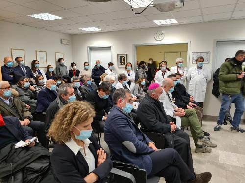 Una fase del'incontro oggi al Cro di Aviano, alla presenza dell'assessore regionale alla Salute Riccardo Riccardi