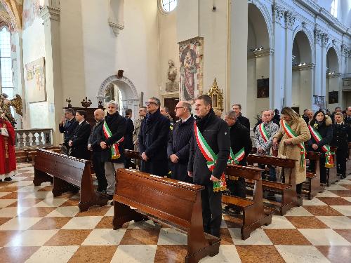 L'assessore Pierpaolo Roberti alla messa in Duomo di San Marco a Pordenone per le celebrazioni della giornata di San Sebastiano.