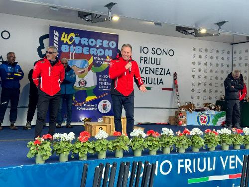 L'assessore regionale Fabio Scoccimarro alle premiazioni del Trofeo Biberon a Forni di Sopra