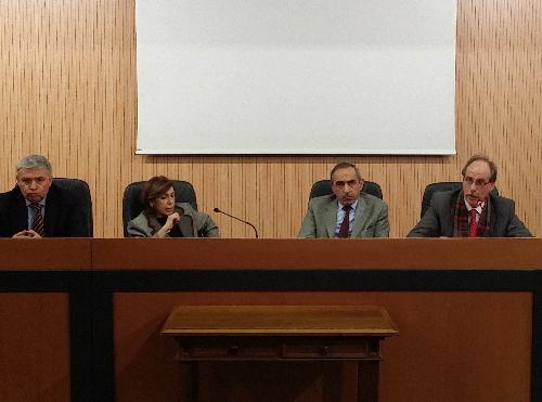 Claudio Cracovia (Questore Udine), Provvidenza Delfina Raimondo (Prefetto Udine), Lino Not (Commissario straordinario Comunità Montana Carnia) e Gianni Torrenti (Assessore regionale Immigrazione) all'incontro con i sindaci dell'Alto Friuli sull'emergenza rifugiati richiedenti asilo, nella sede della Comunità Montana della Carnia - Tolmezzo 14/01/2015