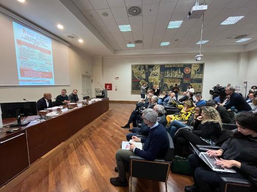 Un momento della della presentazione dello "Sportello tutela dei diritti e di supporto alle comunità straniere in Friuli Venezia Giulia".