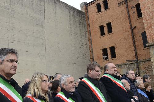 Celebrazione del Giorno della Memoria alla Risiera di San Sabba, presenti, tra gli altri, Roberto Cosolini (Sindaco Trieste), Sergio Bolzonello (Vicepresidente Regione Friuli Venezia Giulia), Maria Teresa Bassa Poropat (Presidente Provincia Trieste), Francesca Adelaide Garufi (Prefetto Trieste), Francesco Peroni (Assessore Regione FVG) - Trieste 27/01/2015