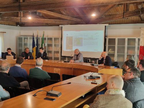 L'assessore regionale alla Difesa dell'ambiente Fabio Scoccimarro alla presentazione del Pgra a Varmo
