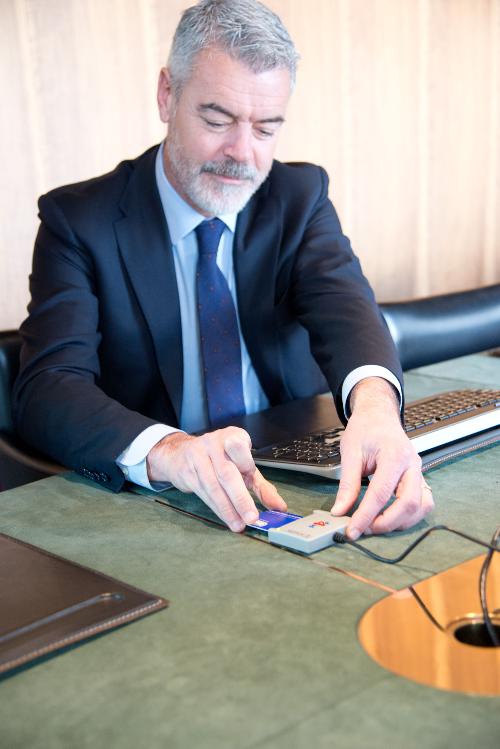 Paolo Panontin (Assessore regionale Funzione pubblica e Coordinamento Riforme) alla firma della Convenzione Quadro tra Regione Friuli Venezia Giulia, Università, SISSA e Insiel S.p.A. - Trieste 17/02/2015