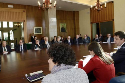 Loredana Panariti (Assessore regionale Lavoro e Formazione), Debora Serracchiani (Presidente Regione Friuli Venezia Giulia) e Gianluca Madriz (Presidente CCIAA Gorizia) alla presentazione delle linee strategiche elaborate da tutti i soggetti istituzionali ed economici dell'Isontino per il Patto del territorio, nella sede della Camera di Commercio - Gorizia 23/02/2015