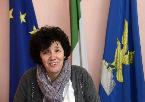 Loredana Panariti (Assessore regionale Lavoro) all'incontro con i rappresentanti delle istituzioni, dei sindacati e delle categorie economiche per il rilancio economico dell'Isontino, nella sede della Regione FVG - Gorizia 25/02/2015