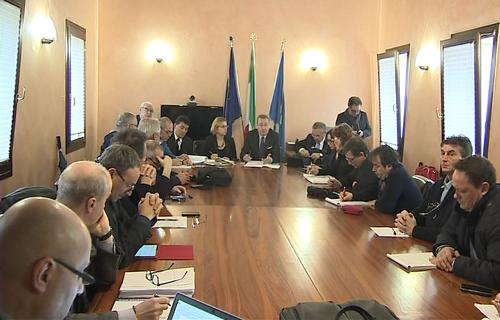 Sergio Bolzonello (Vicepresidente Regione FVG e assessore Attività produttive e Cooperazione) alla riunione del Tavolo sull'attività della Cooperativa Ceramiche Idealscala a Orcenico di Zoppola - Pordenone 02/03/2015