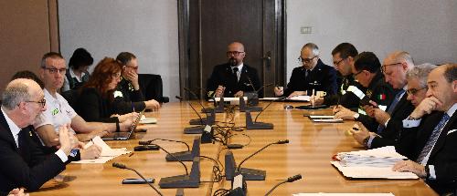 L'assessore regionale Riccardo Riccardi mentre interviene davanti al Gruppo di monitoraggio