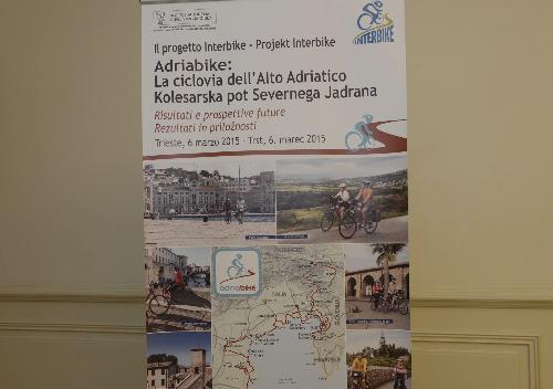 Conferenza "INTERBIKE Rete ciclistica intermodale transfrontaliera. La Ciclovia ADRIABIKE: risultati e prospettive future", al Savoia Excelsior Palace - Trieste 06/03/2015