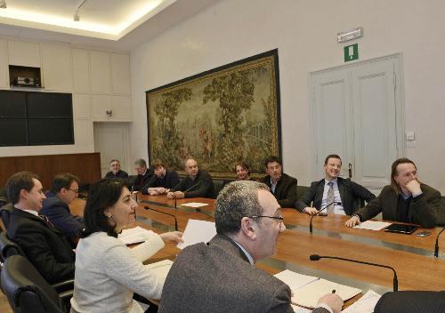 Stefano Ukmar e Igor Gabrovec (Consiglieri regionali), Mariagrazia Santoro (Assessore regionale Pianificazione territoriale) e Sergio Bolzonello (Vicepresidente Regione FVG e assessore Risorse agricole e forestali) alla riunione sullo stato di attuazione del Protocollo d'intesa per la valorizzazione della DOC Prosecco - Trieste 06/03/2015