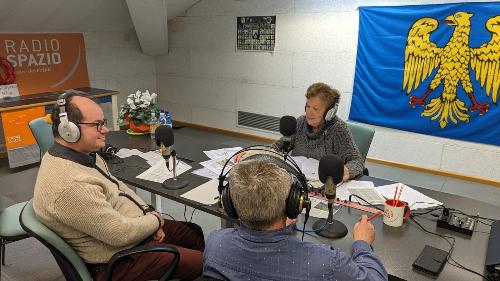 Il vicegovernatore Mario Anzil interviene alla trasmissione radiofonica "Cjargne" a Radio Spazio 103  