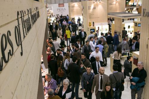 Stand del Friuli Venezia Giulia al quarantanovesimo Vinitaly - Verona 23/03/2015