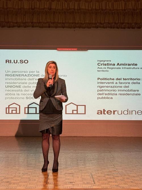 L'assessore Amirante al convegno organizzato da Ater Udine sul tema della rigenerazione urbana sostenibile