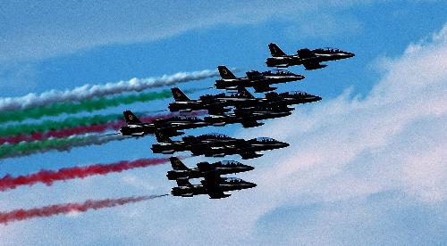 Le Frecce Tricolori della Pattuglia Acrobatica Nazionale (PAN) in formazione (Foto Maurizio Valdemarin)