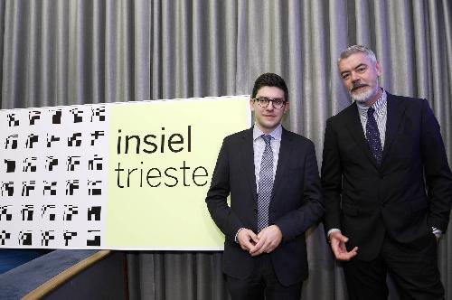 Simone Puksic (Presidente Insiel S.p.A.) e Paolo Panontin (Assessore regionale Autonomie locali e Coordinamento Riforme) alla presentazione del nuovo portale di Insiel S.p.A. - Trieste 02/04/2015