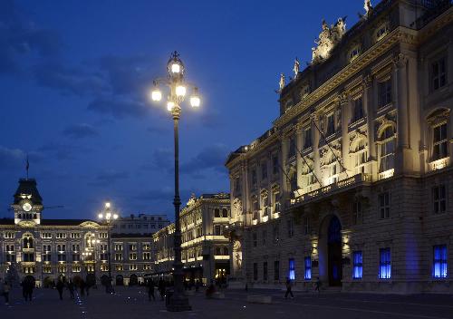 In serata, luci blu alle finestre del Palazzo della Presidenza della Regione Friuli Venezia Giulia, in piazza Unità, per celebrare la Giornata Mondiale della Consapevolezza per l'Autismo con la campagna "Light It Up Blue" - Trieste 02/03/2015