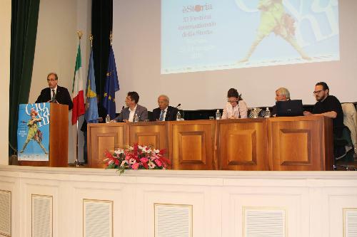 Gianni Torrenti (Assessore regionale Cultura) alla presentazione dell'XI edizione del Festival "èStoria" - Gorizia 21/04/2015 (Foto Pierluigi Bumbaca)