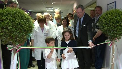 Maria Sandra Telesca (Assessore regionale Salute) e Sergio Bolzonello (Vicepresidente Regione FVG e assessore Attività produttive) all'inaugurazione del reparto di Ostetricia dell'Ospedale Santa Maria degli Angeli - Pordenone 21/04/2015