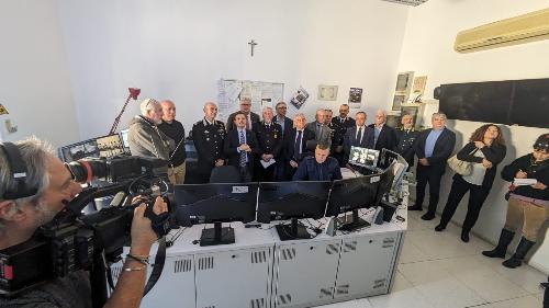 Un momento della presentazione della nuova control room del Comando di Polizia locale di Udine 