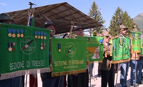 Cerimonie di ricordo degli Alpini e dei Vigili del Fuoco morti portando soccorso ai terremotati del 6 maggio 1976 - Gemona del Friuli 09/05/2015