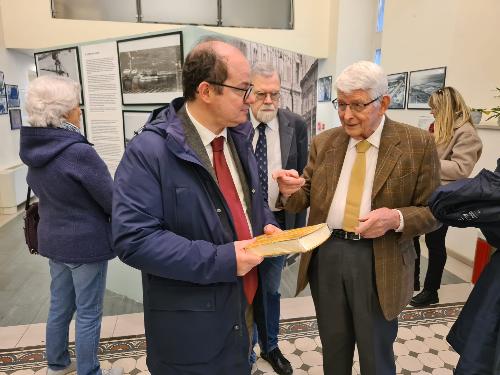 Il vicepresidente Mario Anzil in visita all'Irci di Trieste