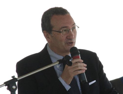 Sergio Bolzonello (Vicepresidente Regione FVG e assessore Attività produttive) alla cerimonia di apertura della stagione estiva - Grado 16/05/2015 (Foto TurismoFVG)