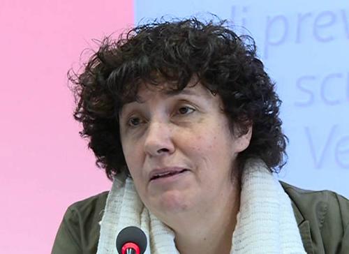 Loredana Panariti (Assessore regionale Istruzione, Pari Opportunità, Politiche giovanili) alla presentazione dei principali risultati del "Progetto regionale di prevenzione e contrasto del fenomeno del bullismo omofobico", nell'Auditorium della Regione FVG - Udine 16/05/2015