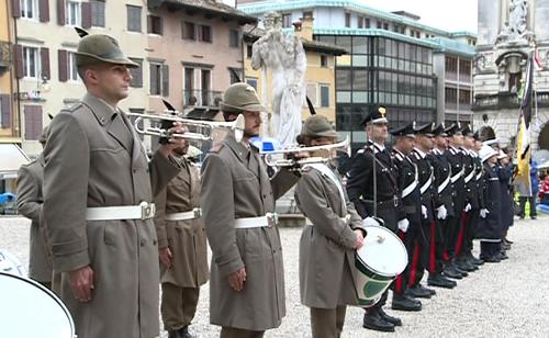 Cerimonia solenne in onore ai Caduti al Tempietto di piazza Libertà - Udine 22/05/2015