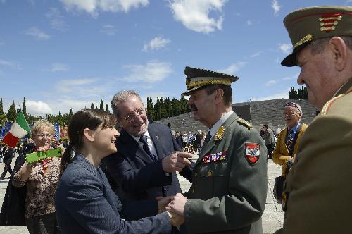 Debora Serracchiani (Presidente Regione Friuli Venezia Giulia) alla cerimonia conclusiva del IV Raduno nazionale di Assoarma - Sacrario Militare di Redipuglia 24/05/2015