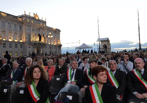 Eventi conclusivi della grande iniziativa nazionale "L'Esercito marciava ...", in piazza Unità d'Italia - Trieste 24/05/2015