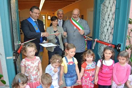 Debora Serracchiani (Presidente Regione Friuli Venezia Giulia) all'inaugurazione dei lavori di ristrutturazione di un asilo nido integrato alla scuola dell'infanzia - Joannis di Aiello del Friuli 30/05/2015