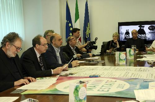 Piero Colussi (Sovrintendente Azienda Speciale Villa Manin) e Gianni Torrenti (Assessore regionale Cultura) alla conferenza stampa di presentazione del calendario degli eventi "Villa Manin Estate 2015" - Udine 18/06/2015