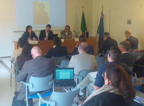 Mariagrazia Santoro (Assessore regionale Edilizia) alla presentazione del Borsino Immobiliare 2015, organizzata dalla FIAIP FVG e dall'ANCE FVC, presso la sede di Confindustria - Udine 19/06/2015