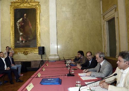 Gianni Torrenti (Assessore regionale Solidarietà) e Franco Codega (Consigliere regionale) al convegno sui diritti dei migranti organizzato dall'Ufficio Nazionale Antidiscriminazioni Razziali (UNAR), nella sede della Regione FVG - Trieste 19/06/2015